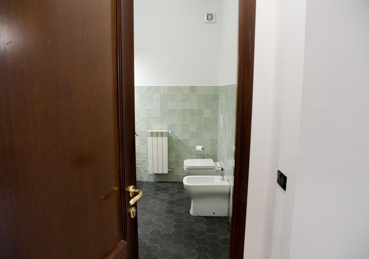 Colosseum Comfortable Apartment Рим Экстерьер фото
