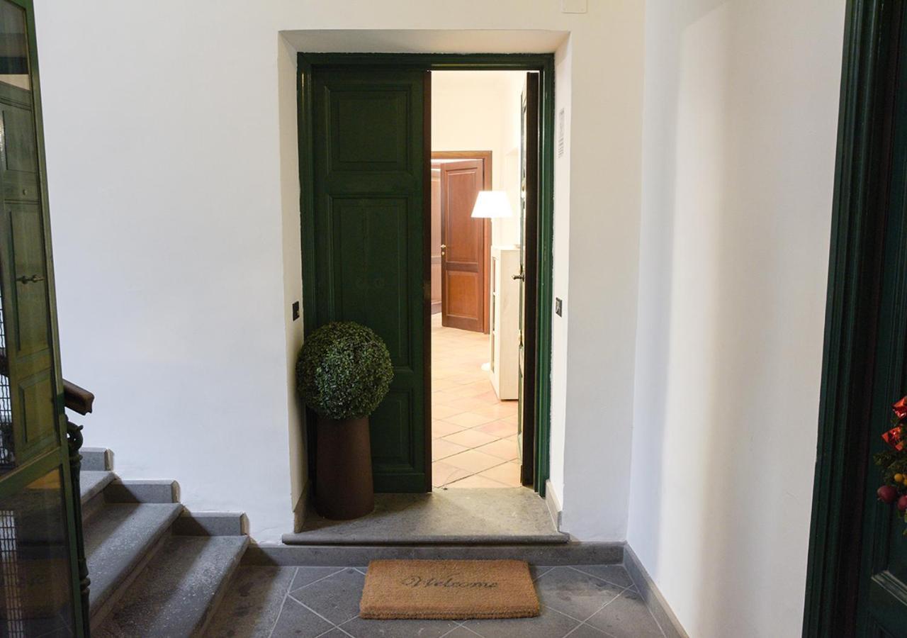 Colosseum Comfortable Apartment Рим Экстерьер фото